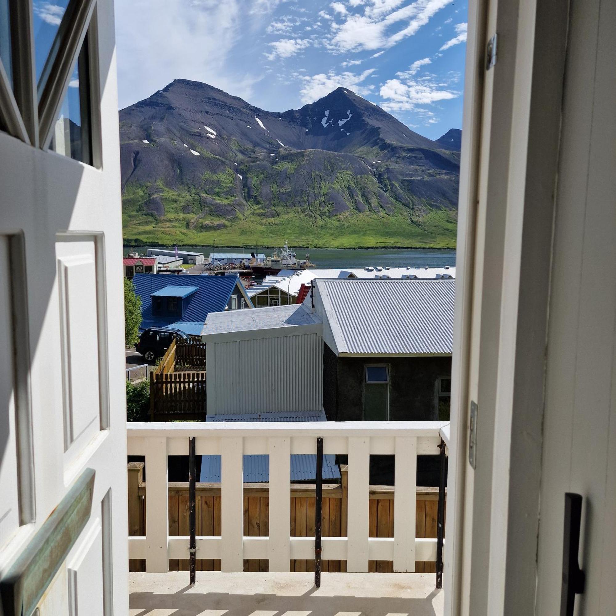 Landakot The Perfect Getaway By Staynorth Siglufjordur Kültér fotó